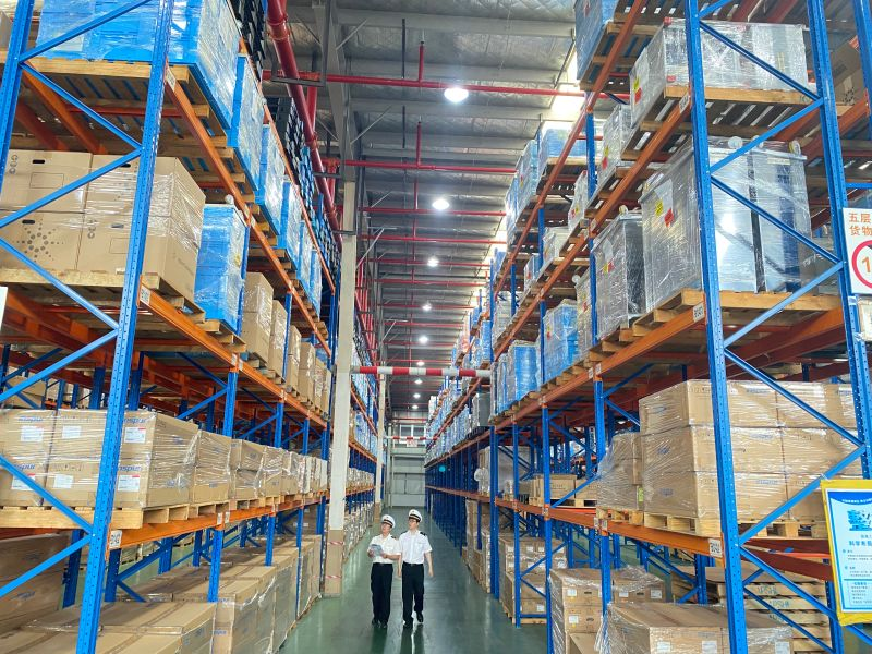 Aucune licence requise pour les exportations de fixations à partir de 2026